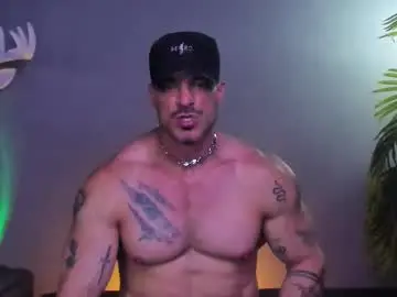 Chaturbate Best live sex cam show of dennis_cox_