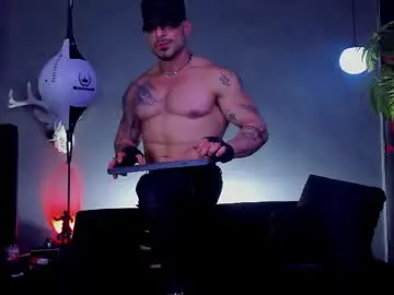 Chaturbate Free Live Porn of dennis_cox_