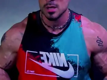 Chaturbate Nude Webcam of dennis_cox_