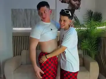 Chaturbate Nude Webcam of justingtime21