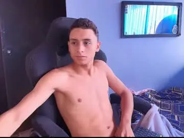 Chaturbate Nude Webcam of lyon_wiliamss