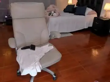 Chaturbate Free Porn Cam of zara_wolf