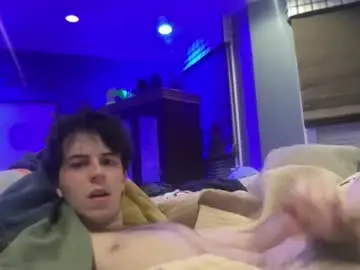 Chaturbate Free Porn Cam of ihatethatcuteguy