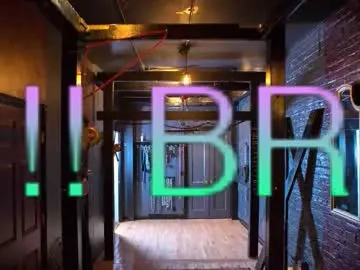 Chaturbate Live Sex Cam of lucretiasissygothic