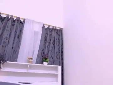 Chaturbate Nude Webcam of mistt_miaa