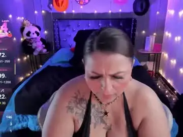 Chaturbate Free Live Porn of ivonnee17_