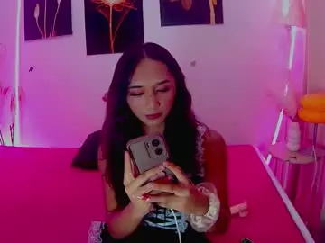 latina_kia from chaturbate