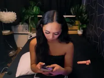 Chaturbate Watch Live Sex Cams of latina_kia