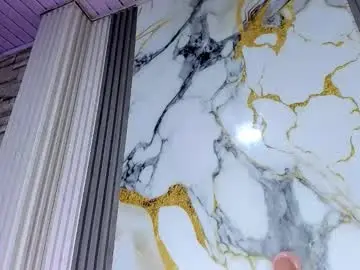 Chaturbate Sex Cam of mlucreciasucker303av