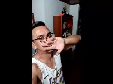 Chaturbate Best live sex cam show of andy101075