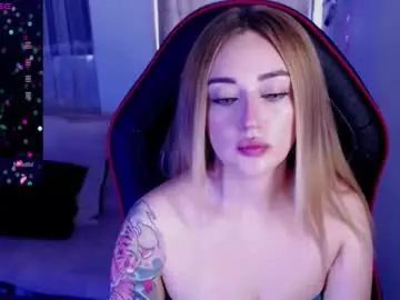 Chaturbate Live Sex of kinkydoll_