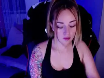 Chaturbate Adult Webcam of kinkydoll_