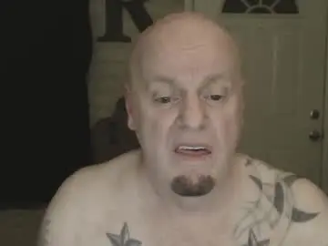 roinaz from chaturbate