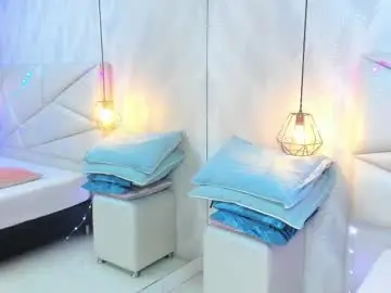 Chaturbate Live Sex of laurettedela_roux