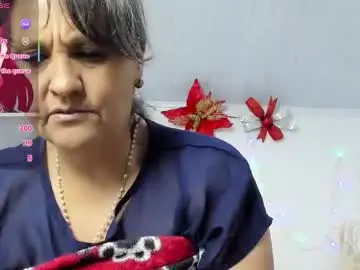 Chaturbate Live Sex Cam of merlyna_goldens