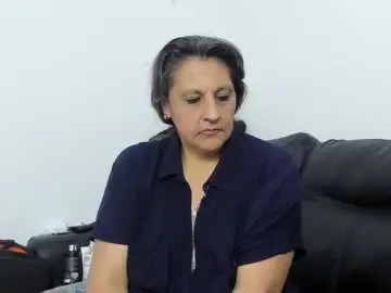 Chaturbate Adult Video Chat of merlyna_goldens