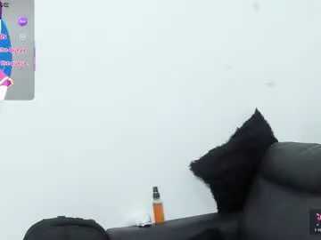 Chaturbate Watch Live Sex Cams of merlyna_goldens