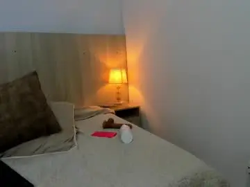 Chaturbate Live Sex Cam of laia_cruz