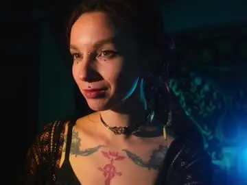 Chaturbate Free Porn Cam of _alicemorrison_