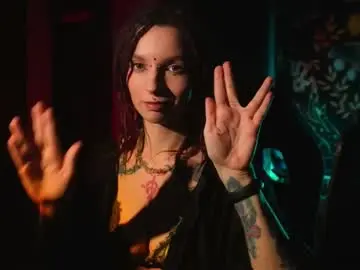 Chaturbate Free Porn Cam of _alicemorrison_