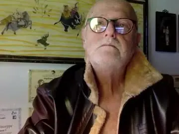 Chaturbate Watch Live Sex Cams of giutomma930394