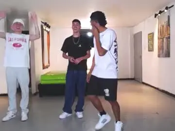 Chaturbate Free Porn Cam of icevermilk