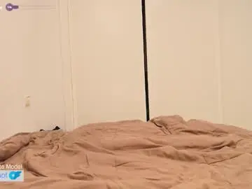 Chaturbate Best live sex cam show of italianhorny2018