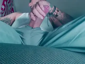 Chaturbate Free Live Porn of skateboy444