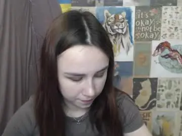 veryveryvery_shy from chaturbate