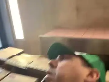 Chaturbate Live Porn of bxbomber2012