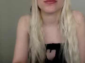 Chaturbate Nude Webcam of bea_trix77