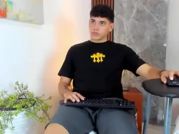 Chaturbate Live Sex Cam of justin_mack_