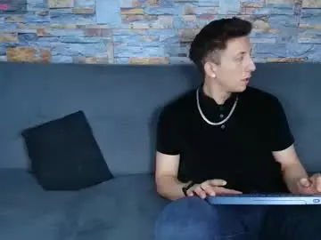 Chaturbate Free Porn Cam of maykol_victoria