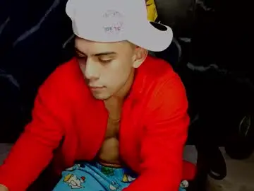 Chaturbate Live Porn of thelitoshowofficial
