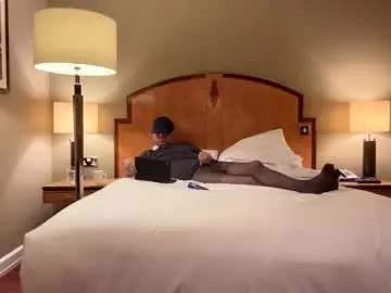 Chaturbate Nude Webcam of alexgeorge1140