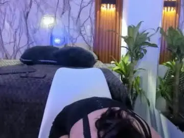 Chaturbate Adult Video Chat of charlotte_delacroixx