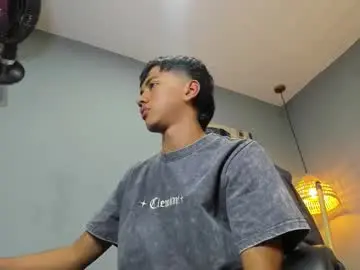 Chaturbate Live Sex Cam of markbowie