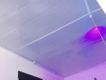 Chaturbate Live Sex Cam of alana_madison