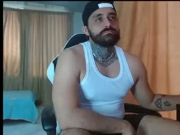 Chaturbate Live Sex of aronmiller404