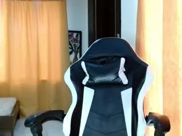 Chaturbate Adult Webcam of aronmiller404