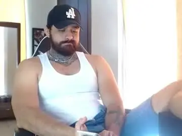 Chaturbate Free Live Porn of aronmiller404