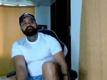 aronmiller404 from chaturbate