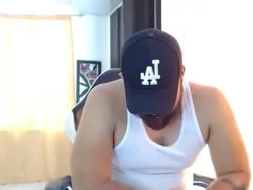 Chaturbate Sex Cam of aronmiller404