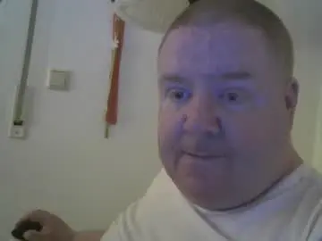 Chaturbate Nude Webcam of chubby_david