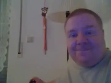 Chaturbate Free Live Porn of chubby_david