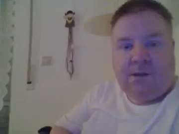 Chaturbate Live Porn of chubby_david