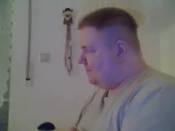 Chaturbate Best live sex cam show of chubby_david