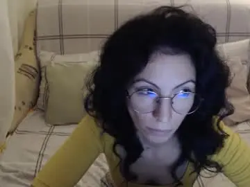 Chaturbate Watch Live Sex Cams of emmatoo95