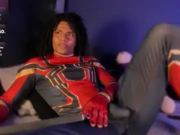 Chaturbate Best live sex cam show of lucas_eevans07