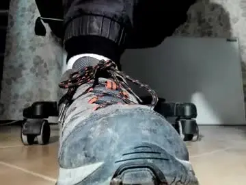 Chaturbate Adult Webcams of pablomenesssl